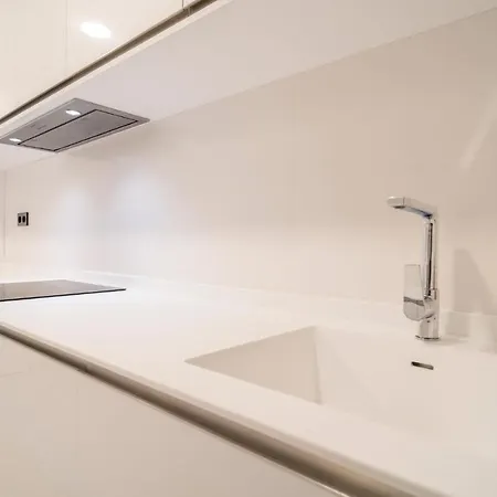Stunning In With 3 Bedrooms, Wifi And Swimming Pool Estepona