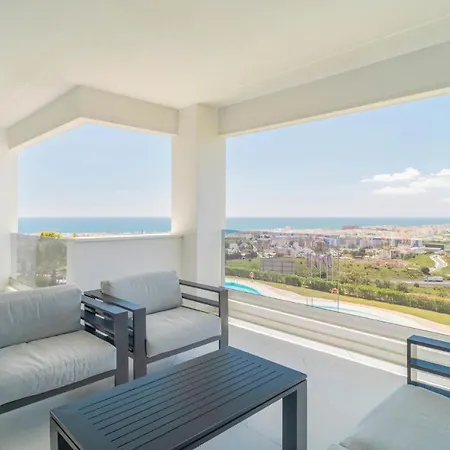 Stunning In With 3 Bedrooms, Wifi And Swimming Pool Apartman Estepona
